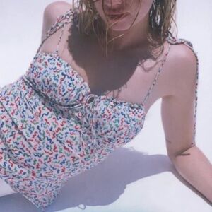 Realisation Par Ana Squiggle Cami Top